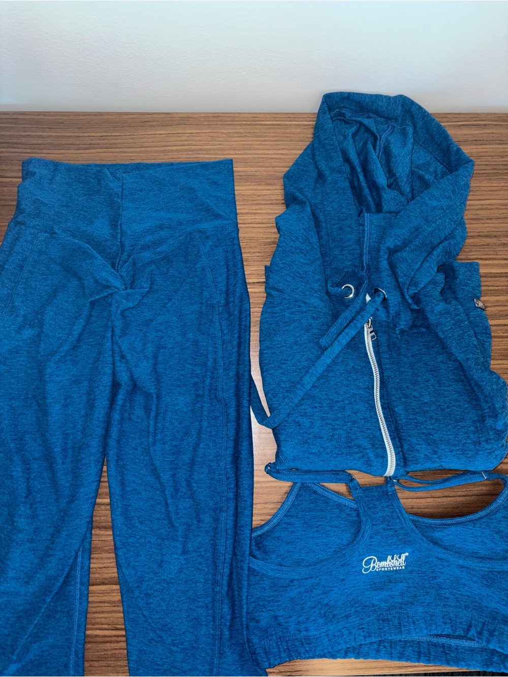 Bombshell Sportswear Azure Blue signature Jacket and lounge 3 Piece Set S/M - Picture 3 of 5